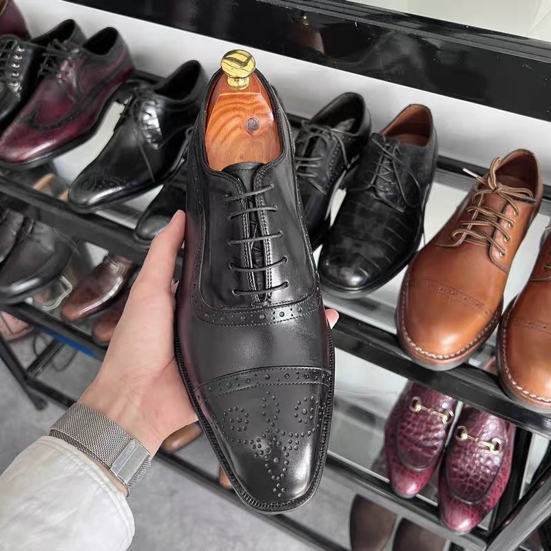 Handmade customized full leather shoes men's formal business shoes British style brogue wedding shoes carvings